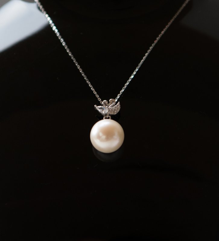 Swans White Pearl Pendant